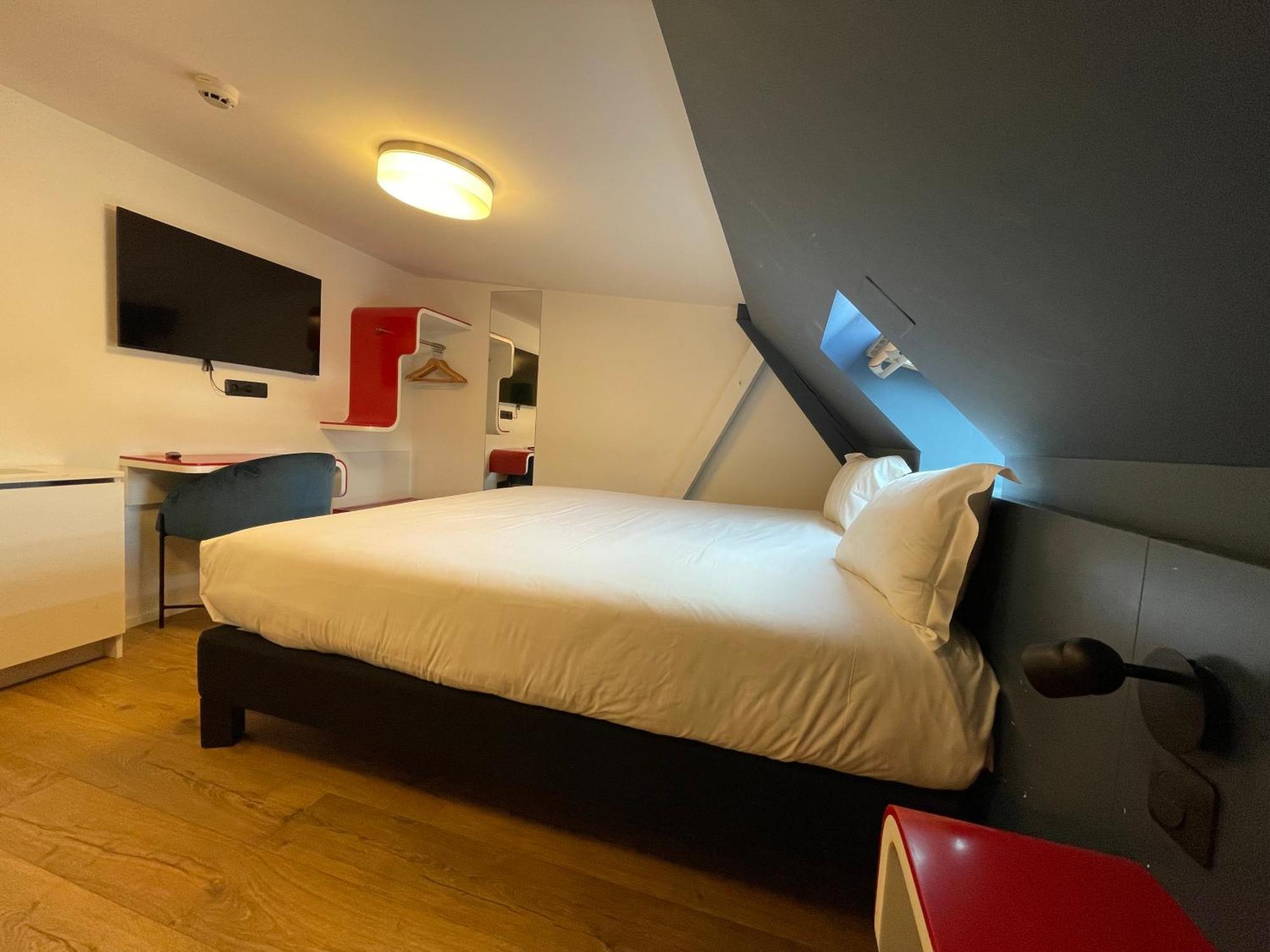 Clapclap Hotel, Food & Bar Strasbourg Exterior photo