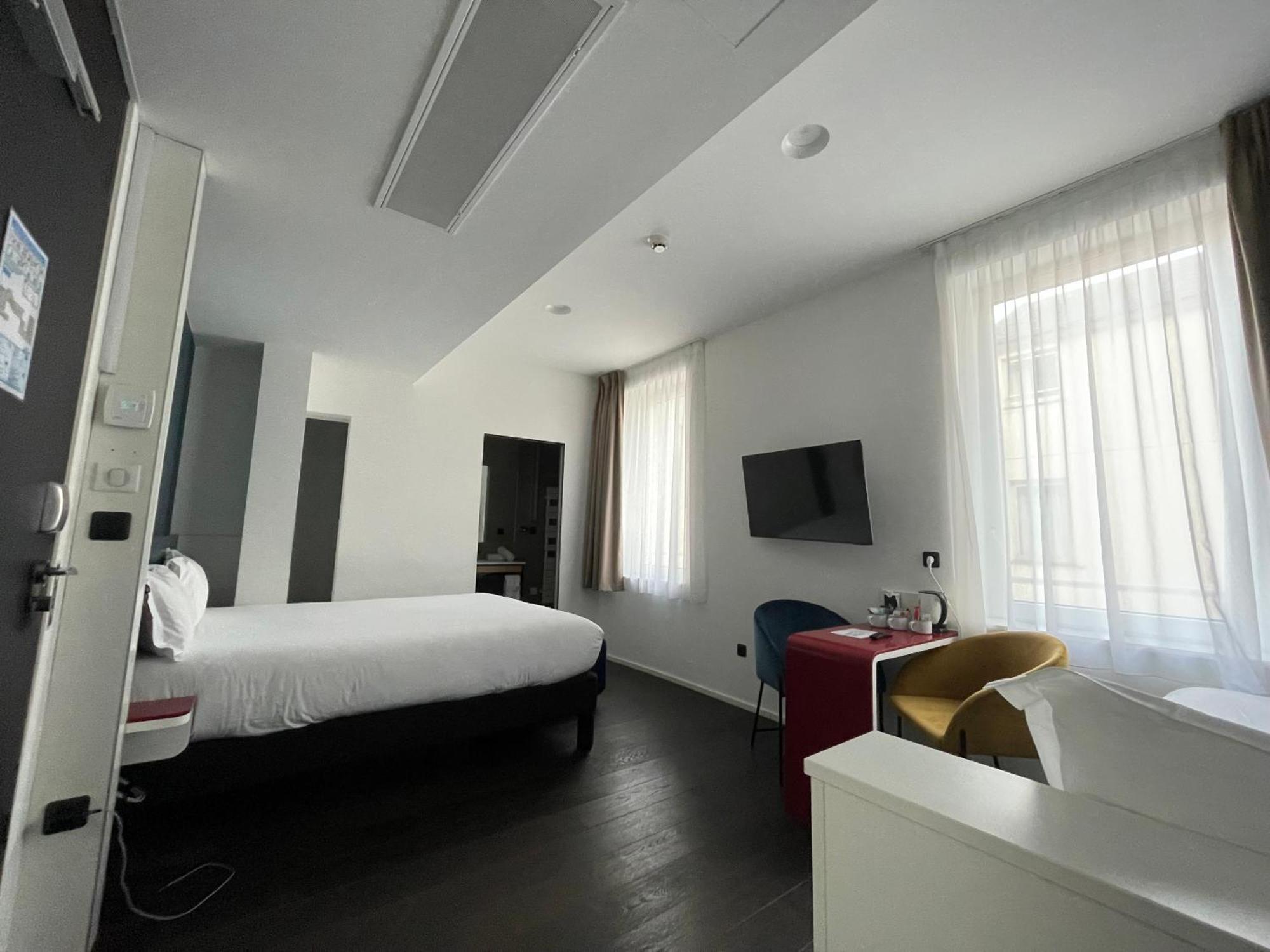 Clapclap Hotel, Food & Bar Strasbourg Exterior photo